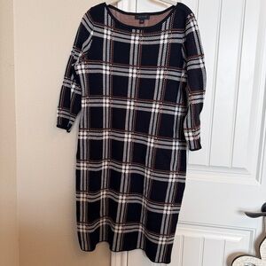 Ann Taylor Black, Brown, and White Plaid Long Sleeve Sweater Dress Size Large
